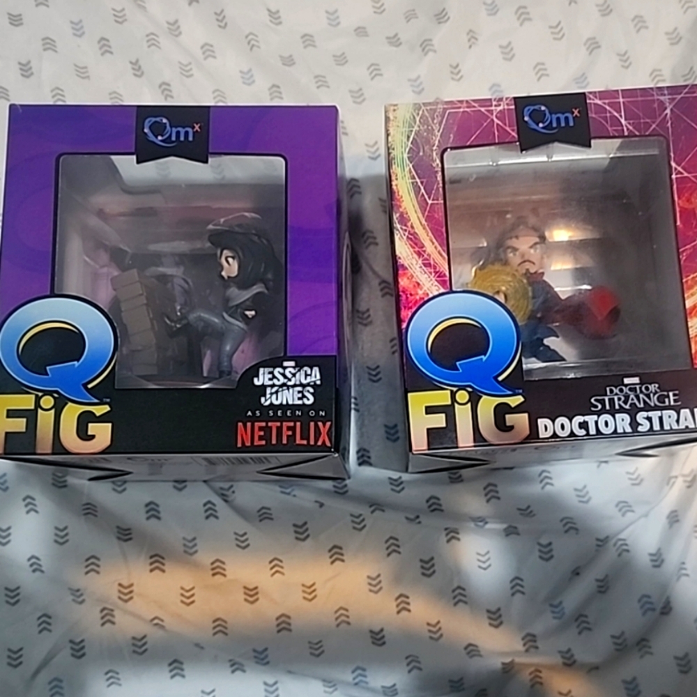 Doctor Strange and jessica jones Q Fig